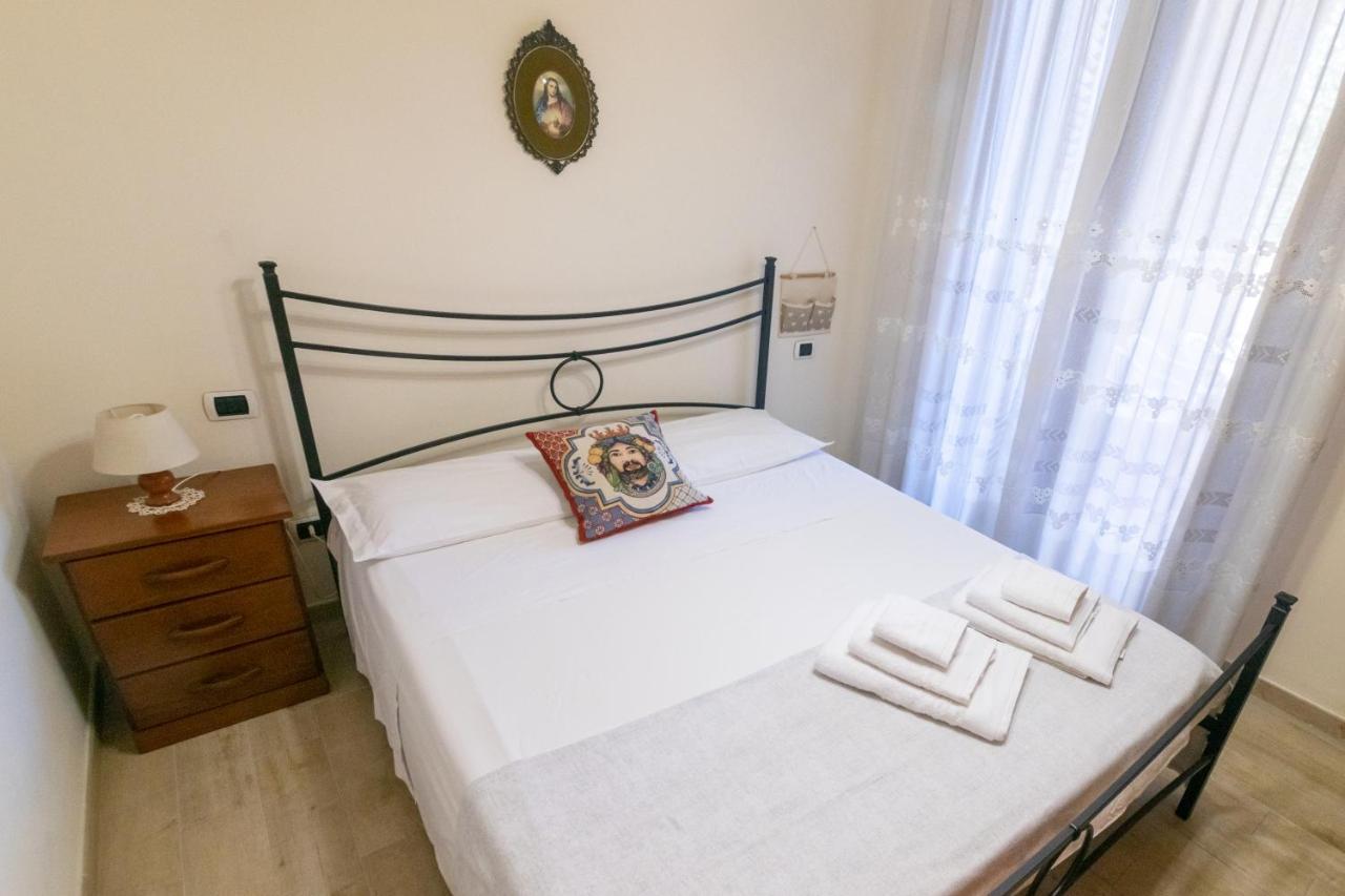 Corallo Holiday House Acitrezza Aci Trezza Eksteriør billede