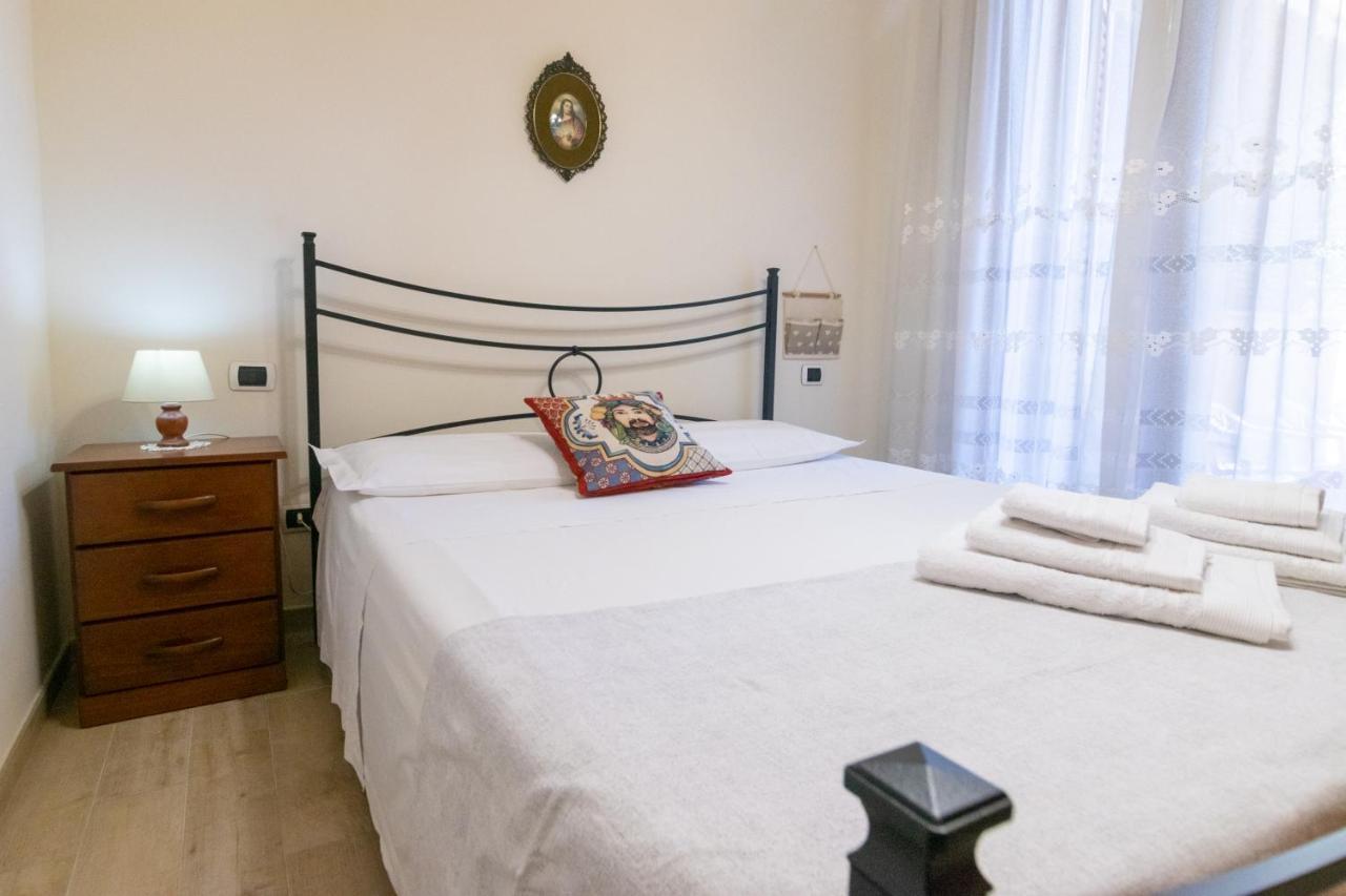 Corallo Holiday House Acitrezza Aci Trezza Eksteriør billede